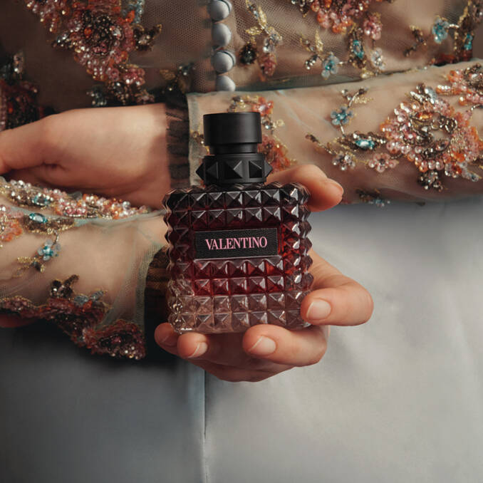 Valentino Born in Roma Donna Eau de Parfum Intense 3.4 oz for Women